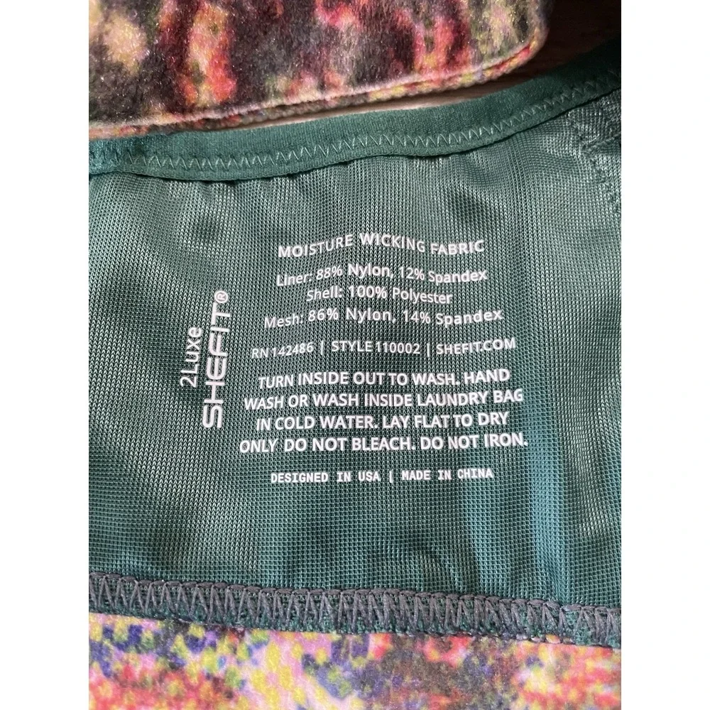 SHEFIT Ultimate High Impact Sports Bra Green Conquer Multi Print Size 2 Luxe NEW